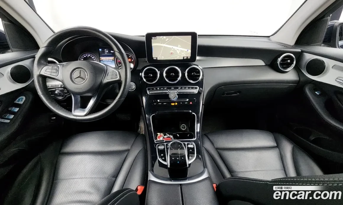 Mercedes-Benz GLC 220 4MATIC Coupe * 360 * 70 418 �� | Mobile.bg � ����������� 7