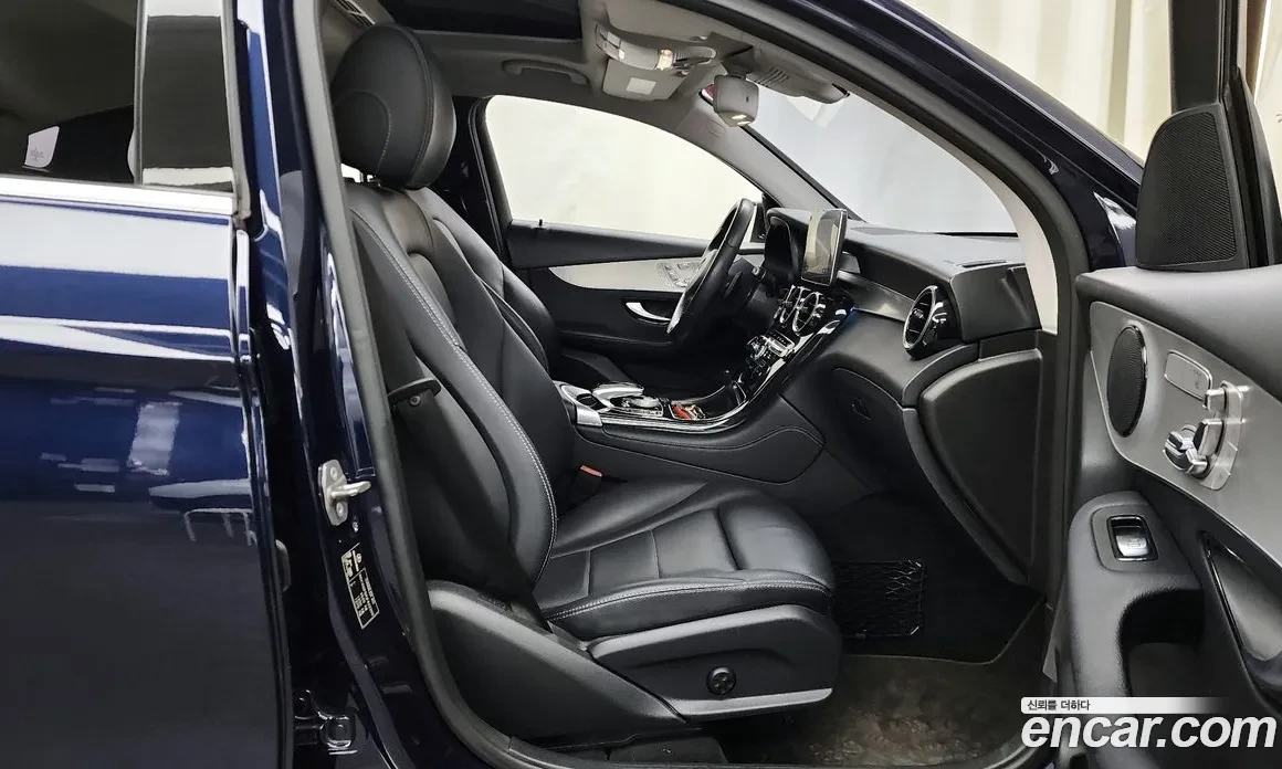 Mercedes-Benz GLC 220 4MATIC Coupe * 360 * 70 418 �� | Mobile.bg � ����������� 10