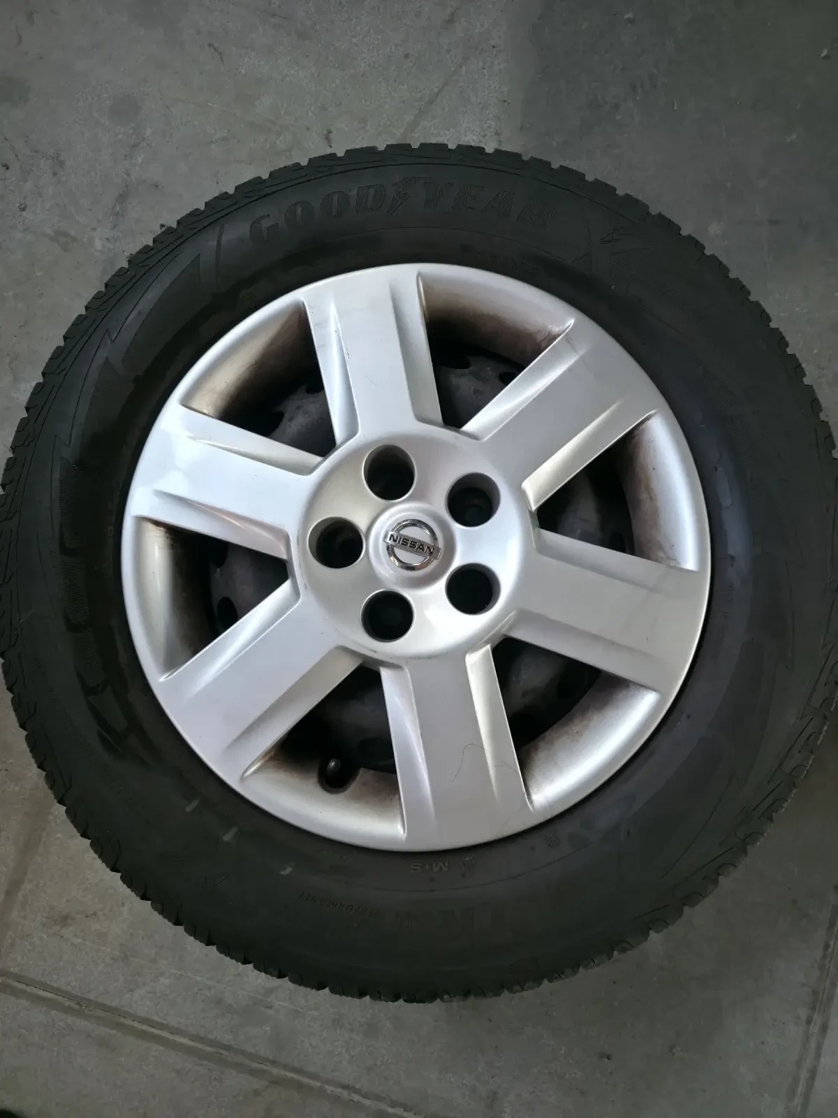 Nissan Qashqai, снимка 14 - Автомобили и джипове - 54768298