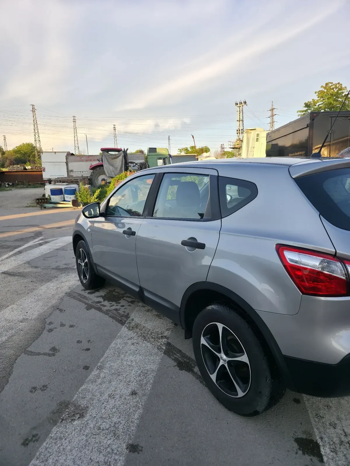 Nissan Qashqai, снимка 7 - Автомобили и джипове - 54768298