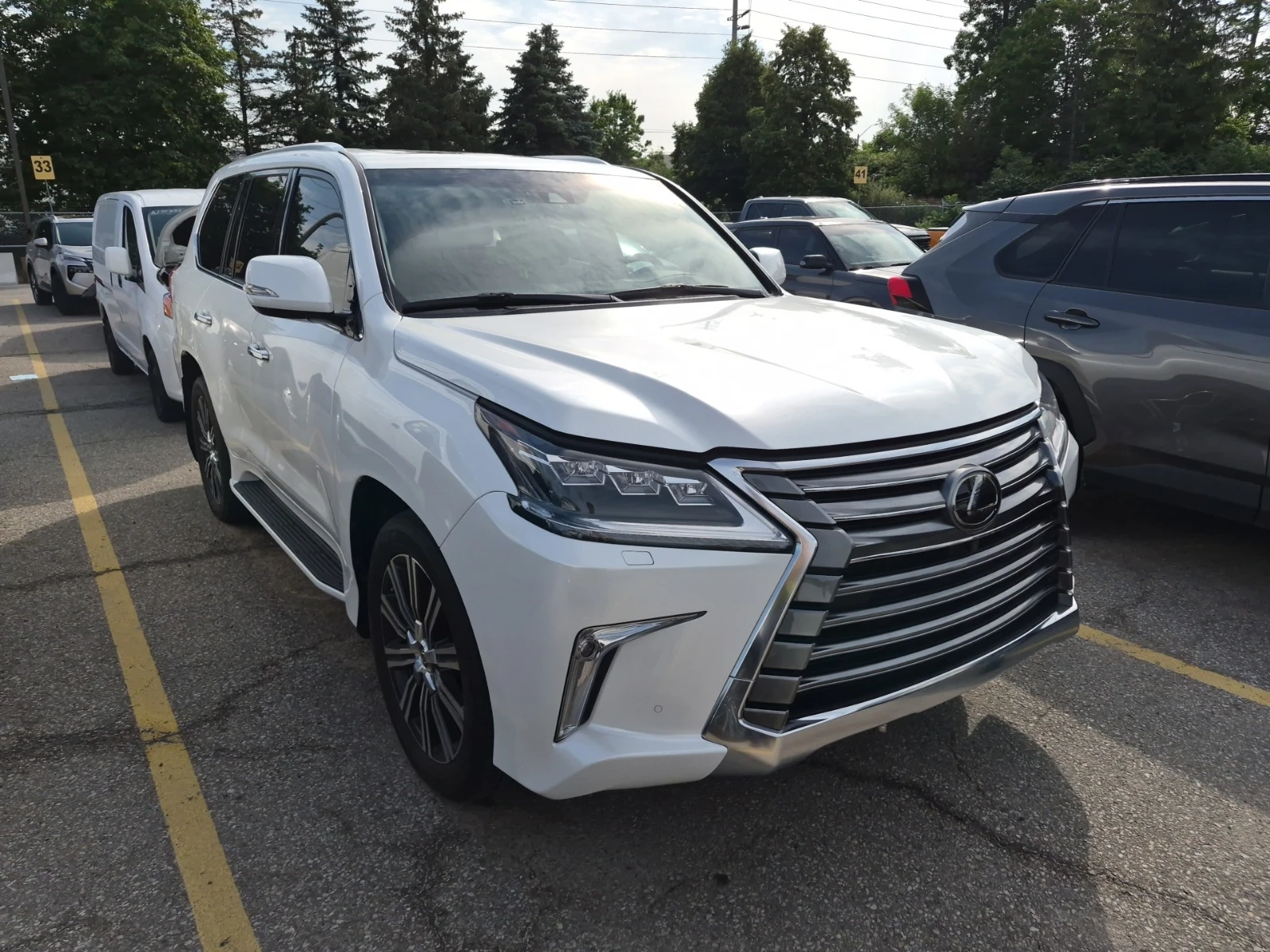 Lexus LX 570, снимка 2 - Автомобили и джипове - 55191654