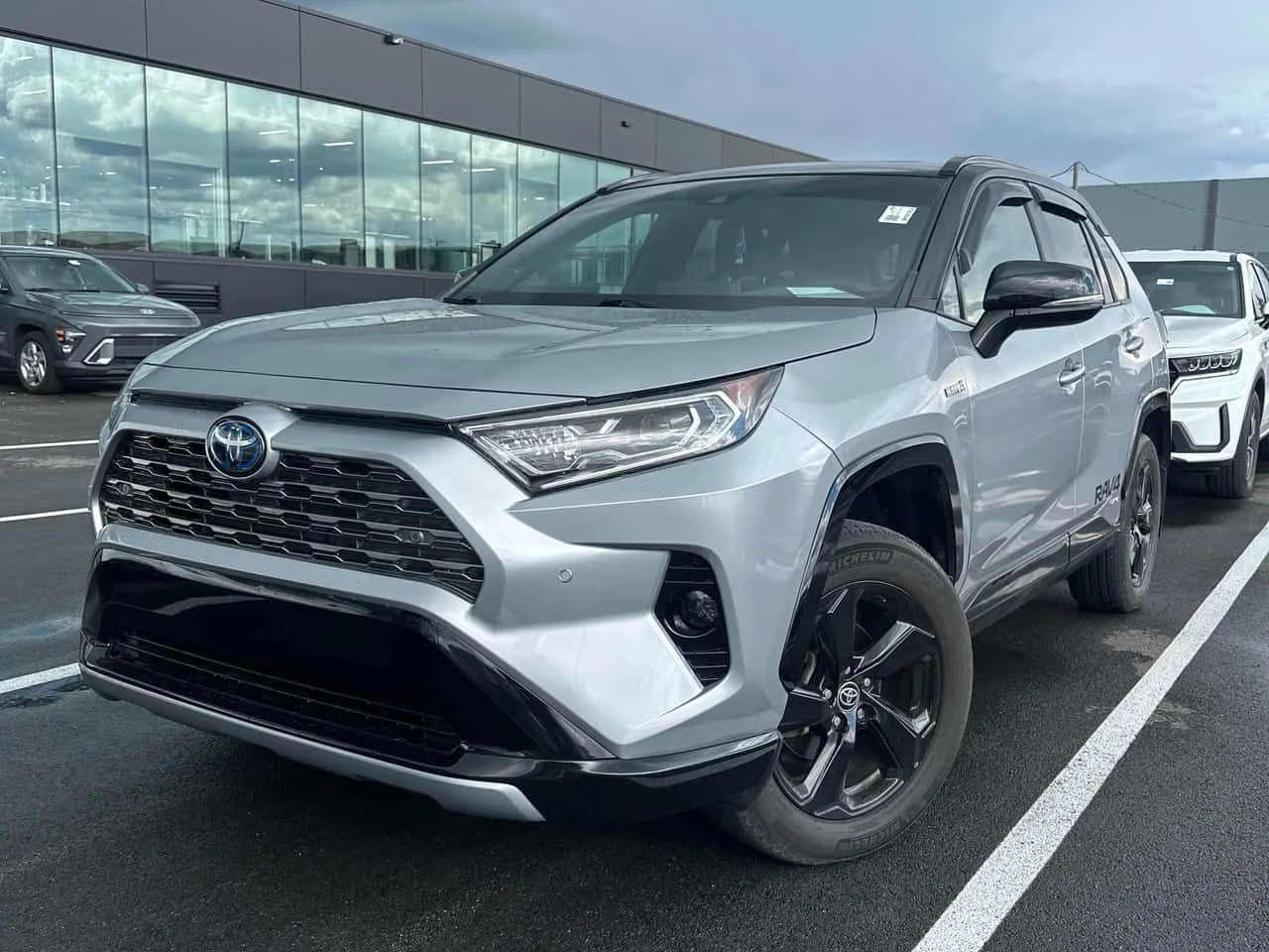Toyota Rav4 * Hybrid XSE AWD * CARFAX * ��� ������������ ����� | Mobile.bg � ����������� 1