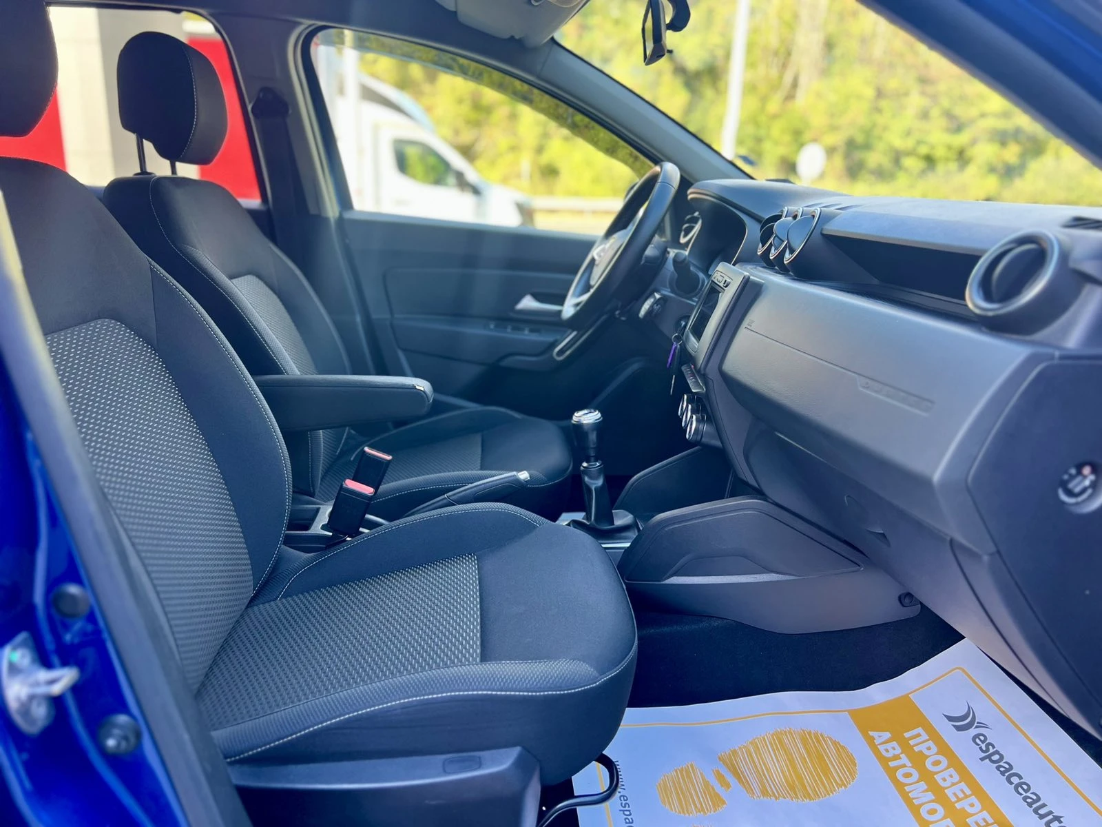 Dacia Duster 1.0 TCe / 100 к.с. / ECO-G, снимка 8 - Автомобили и джипове - 56325573
