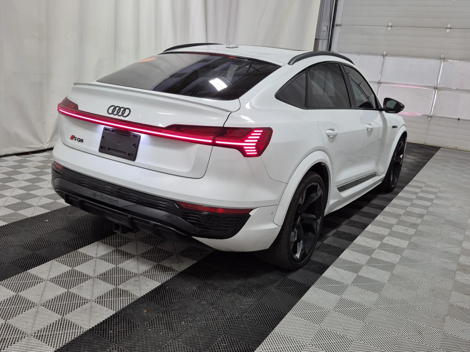 Audi SQ8 E-tron Sportback QUATTRO | Mobile.bg � ����������� 16