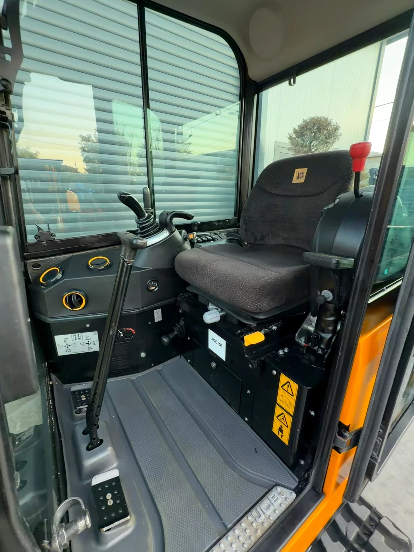 ����� JCB 16C 2023�. 338��. | Mobile.bg � ����������� 7