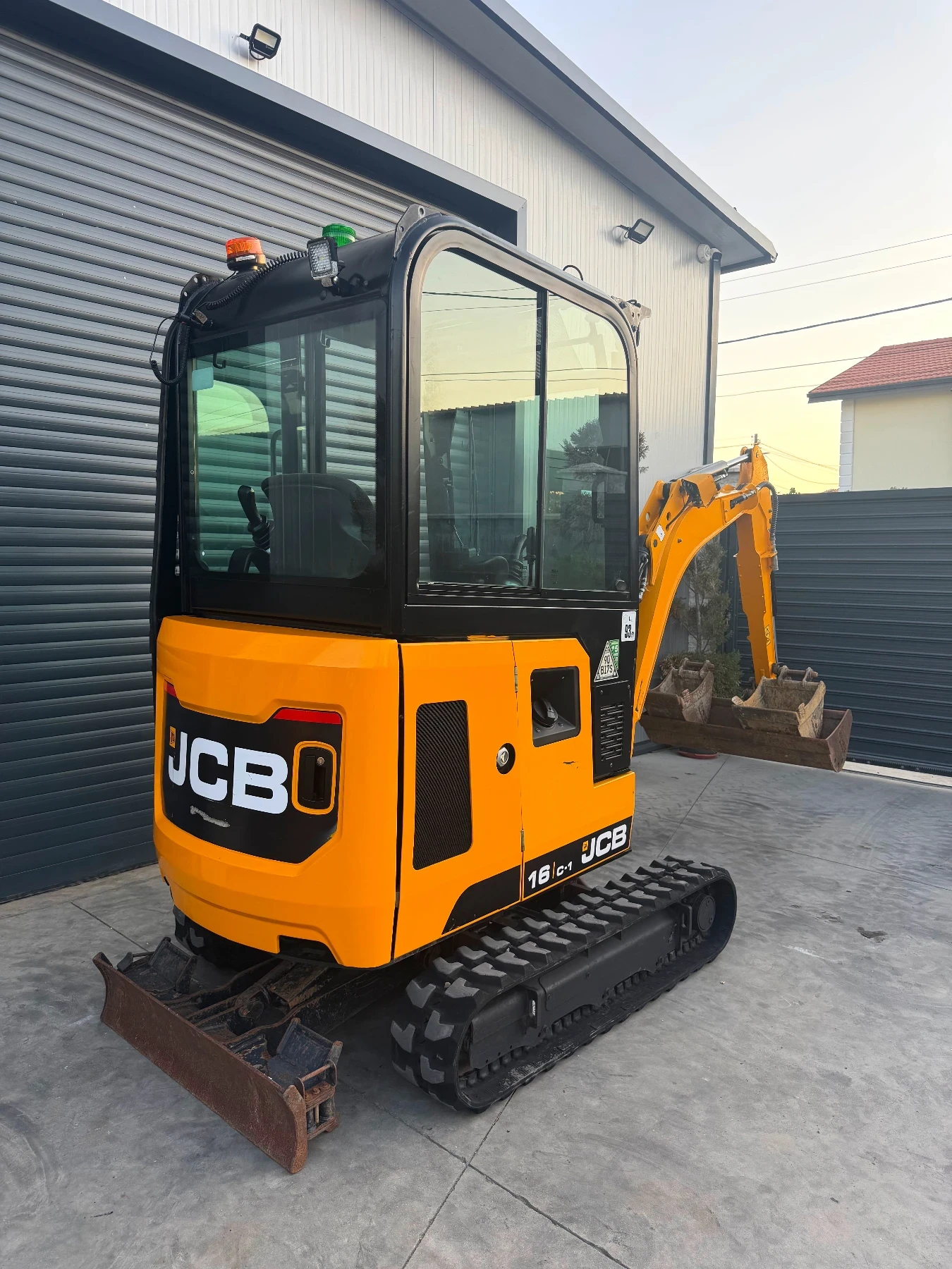 ����� JCB 16C 2023�. 338��. | Mobile.bg � ����������� 2