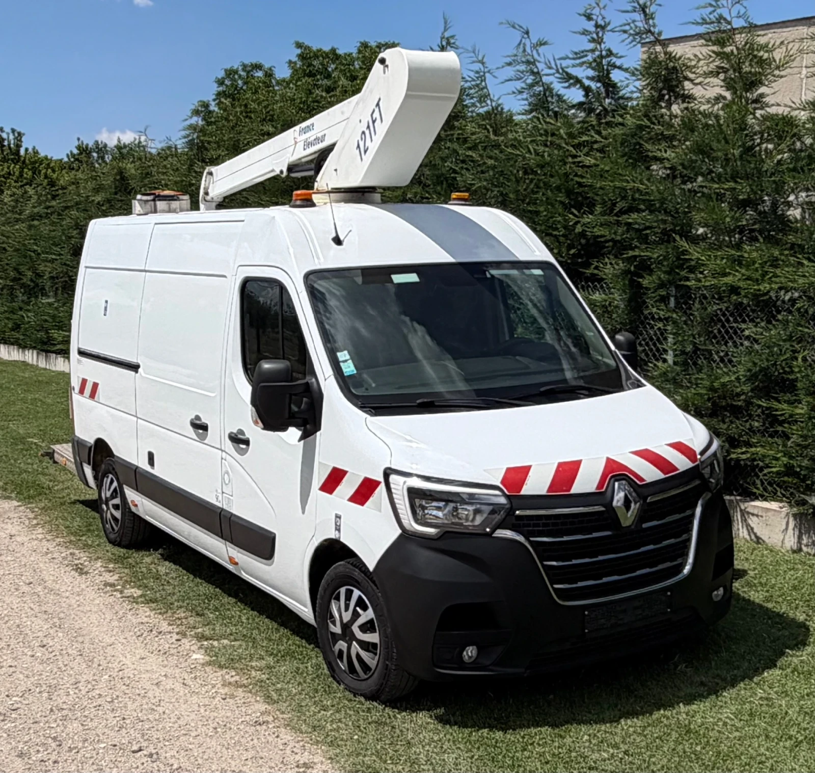 Автовишка Друга марка RENAULT MASTER