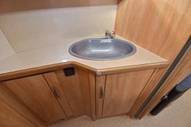 Каравана Fendt 470, снимка 10