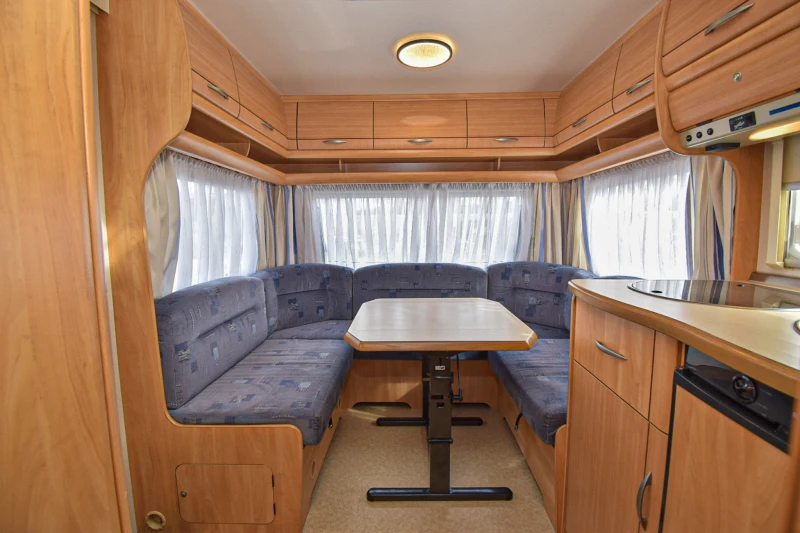 Каравана Fendt 470, снимка 14 - Каравани и кемпери - 53556347