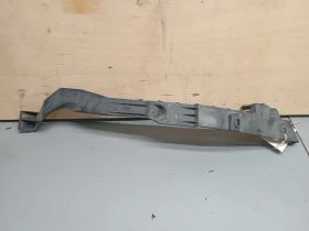 Водач, държач под фар десен Опел Астра j 2.0д