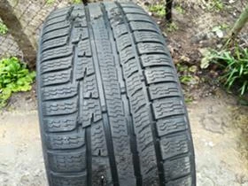 Гуми Зимни 235/50R18, снимка 2