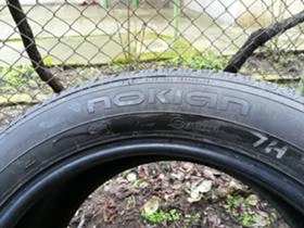 Гуми Зимни 235/50R18, снимка 4