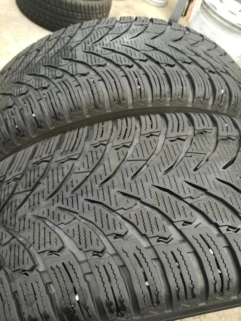 Гуми Зимни 255/70R16, снимка 2 - Гуми и джанти - 24524913