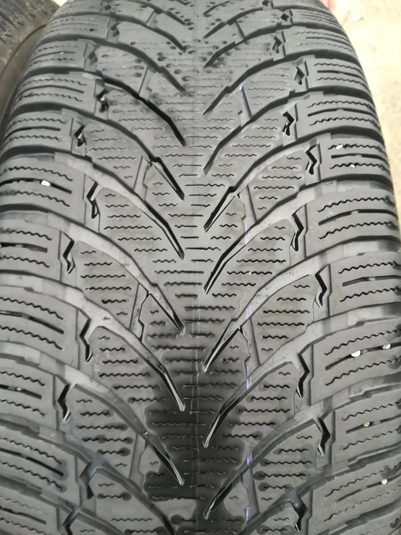 Гуми Зимни 255/70R16, снимка 4 - Гуми и джанти - 24524913