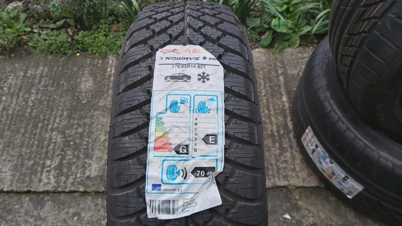 Гуми Зимни 175/65R14, снимка 1 - Гуми и джанти - 27967340