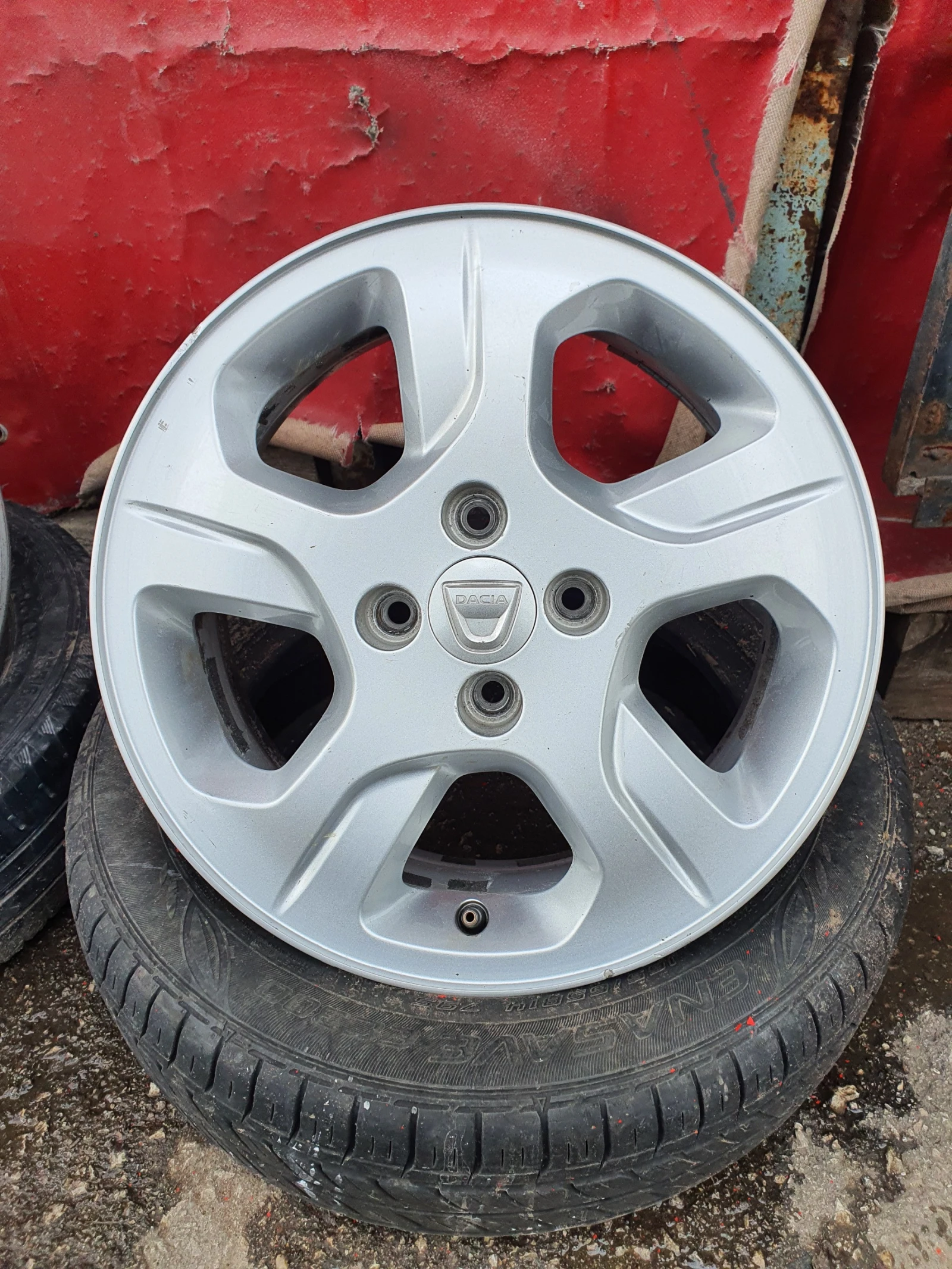 Джанти за Dacia Sandero, снимка 6 - Гуми и джанти - 52097404