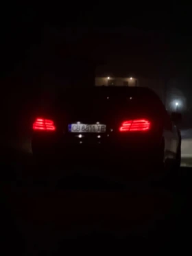 Mercedes-Benz E 200 Bluetec - 11000 € / 21514.13 лв. - 45550347 8