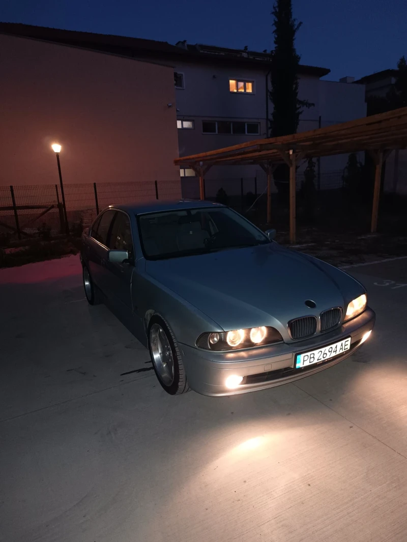 BMW 520, снимка 14 - Автомобили и джипове - 47401189