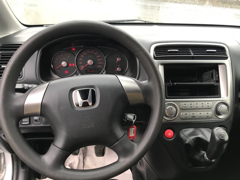 Honda Stream 1, 7, снимка 12 - Автомобили и джипове - 47954744