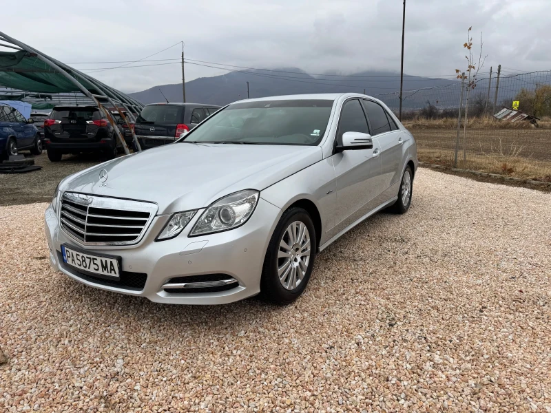 Mercedes-Benz E 200 Avangarde.E 200 turbo, снимка 1 - Автомобили и джипове - 48210430