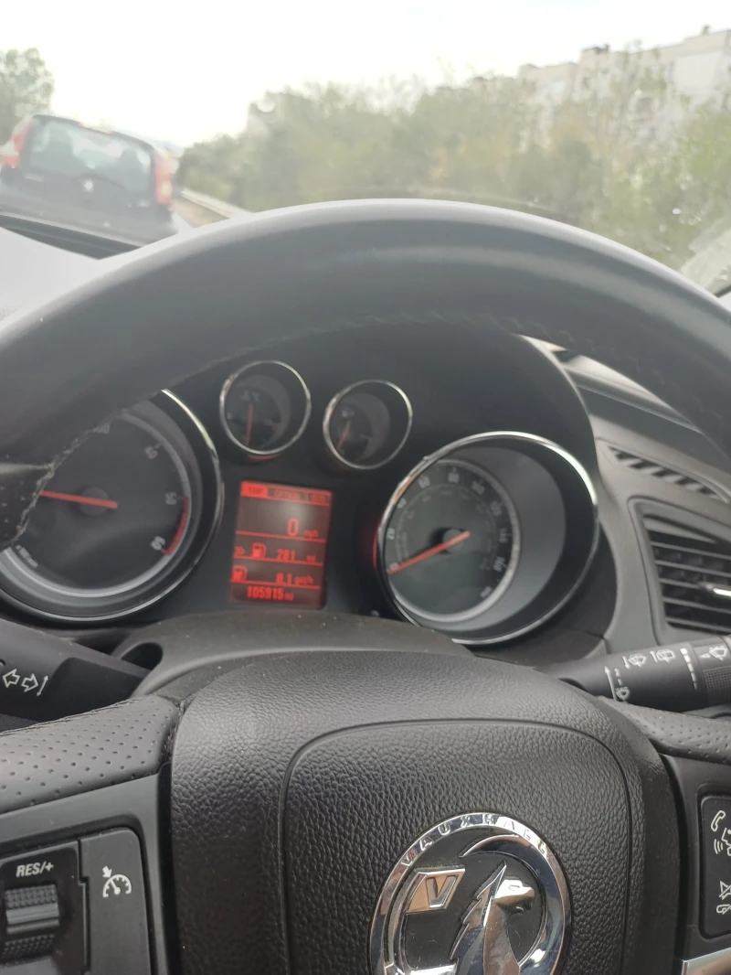 Opel Insignia, снимка 5 - Автомобили и джипове - 51913745