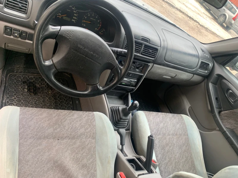 Subaru Forester, снимка 6 - Автомобили и джипове - 52496602
