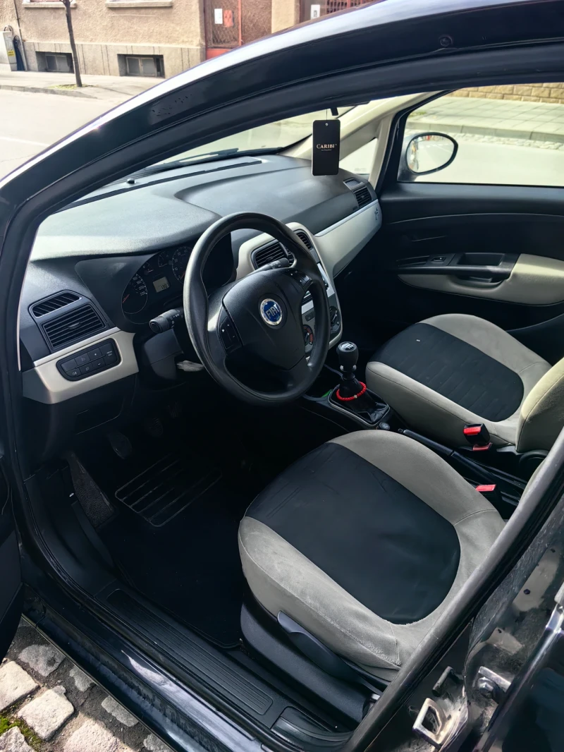 Fiat Punto  GRANDE PUNTO 1.4i, снимка 9 - Автомобили и джипове - 52729041