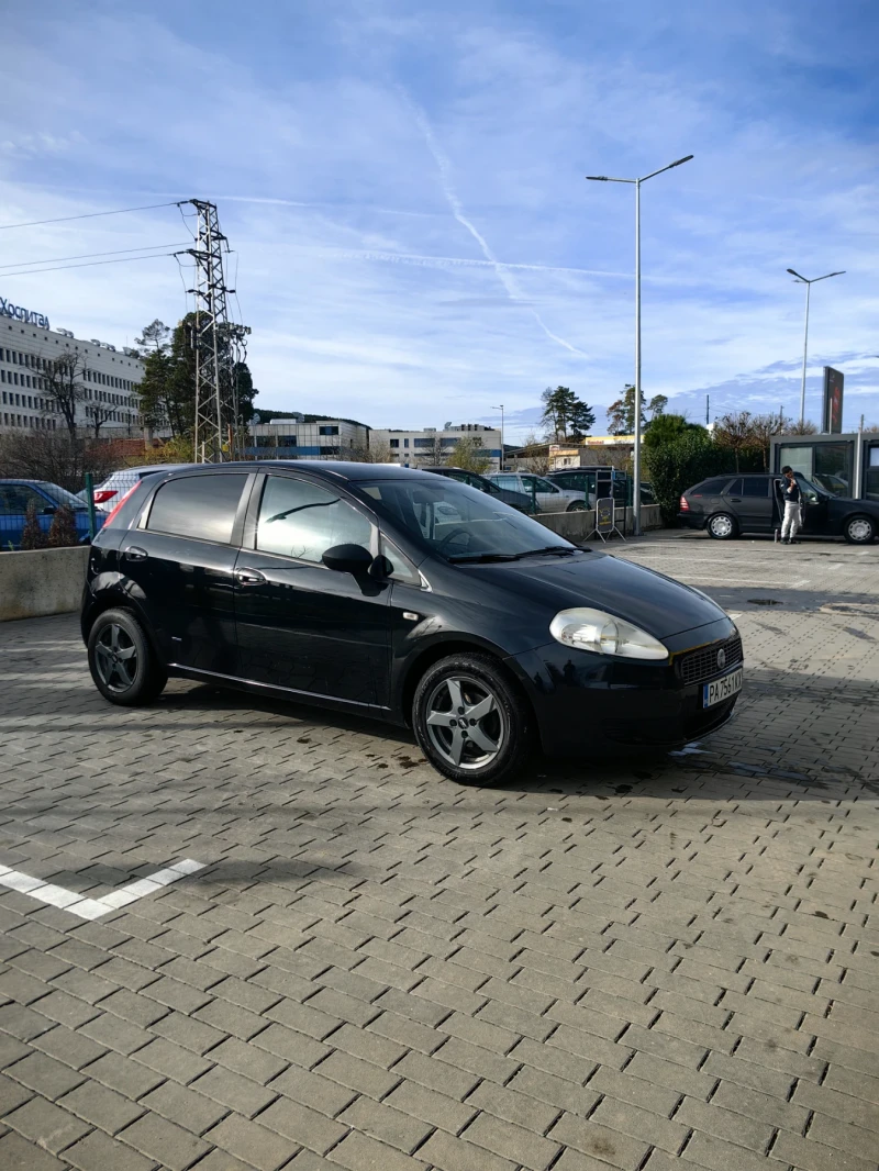 Fiat Punto  GRANDE PUNTO 1.4i, снимка 2 - Автомобили и джипове - 52729041