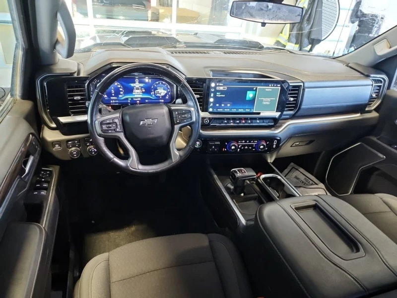 Chevrolet Silverado * 4WD Crew Cab 157" LT Trail Boss * CARFAX * Б, снимка 9 - Автомобили и джипове - 53128321