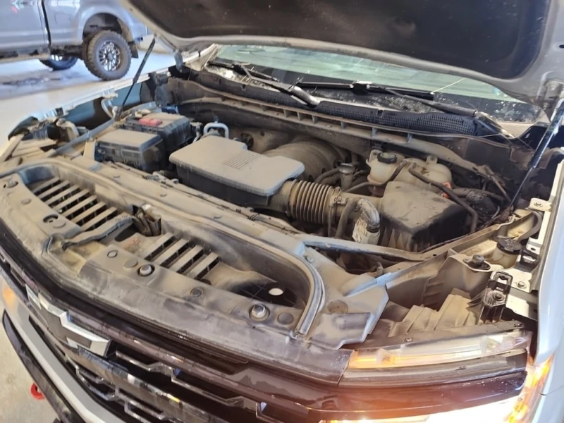 Chevrolet Silverado * 4WD Crew Cab 157" LT Trail Boss * CARFAX * Б, снимка 16 - Автомобили и джипове - 53128321