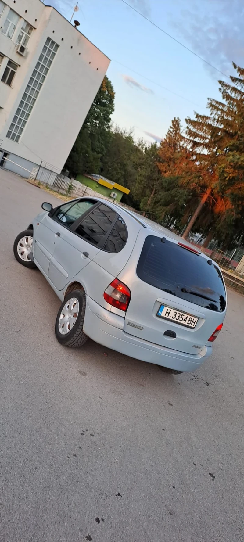 Renault Scenic, снимка 6 - Автомобили и джипове - 53226691