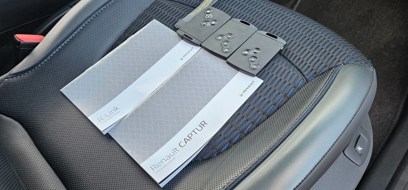 Renault Captur Crossborder 1.2EDC/120pc AUTOMAT НЕРАЗЛИЧИМ ОТ НОВ, снимка 17 - Автомобили и джипове - 53453293