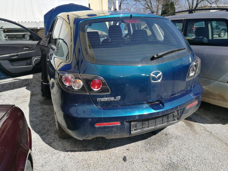 Mazda 3 1.6DI, снимка 6 - Автомобили и джипове - 21158212