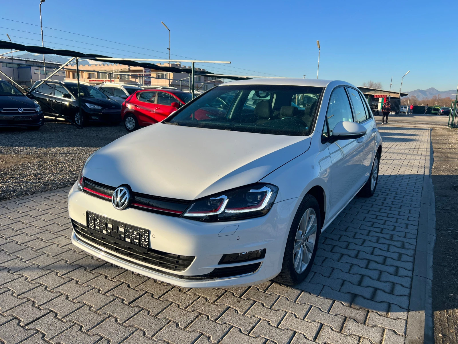 VW Golf 1.6TDi ЛИЗИНГ - изображение 3