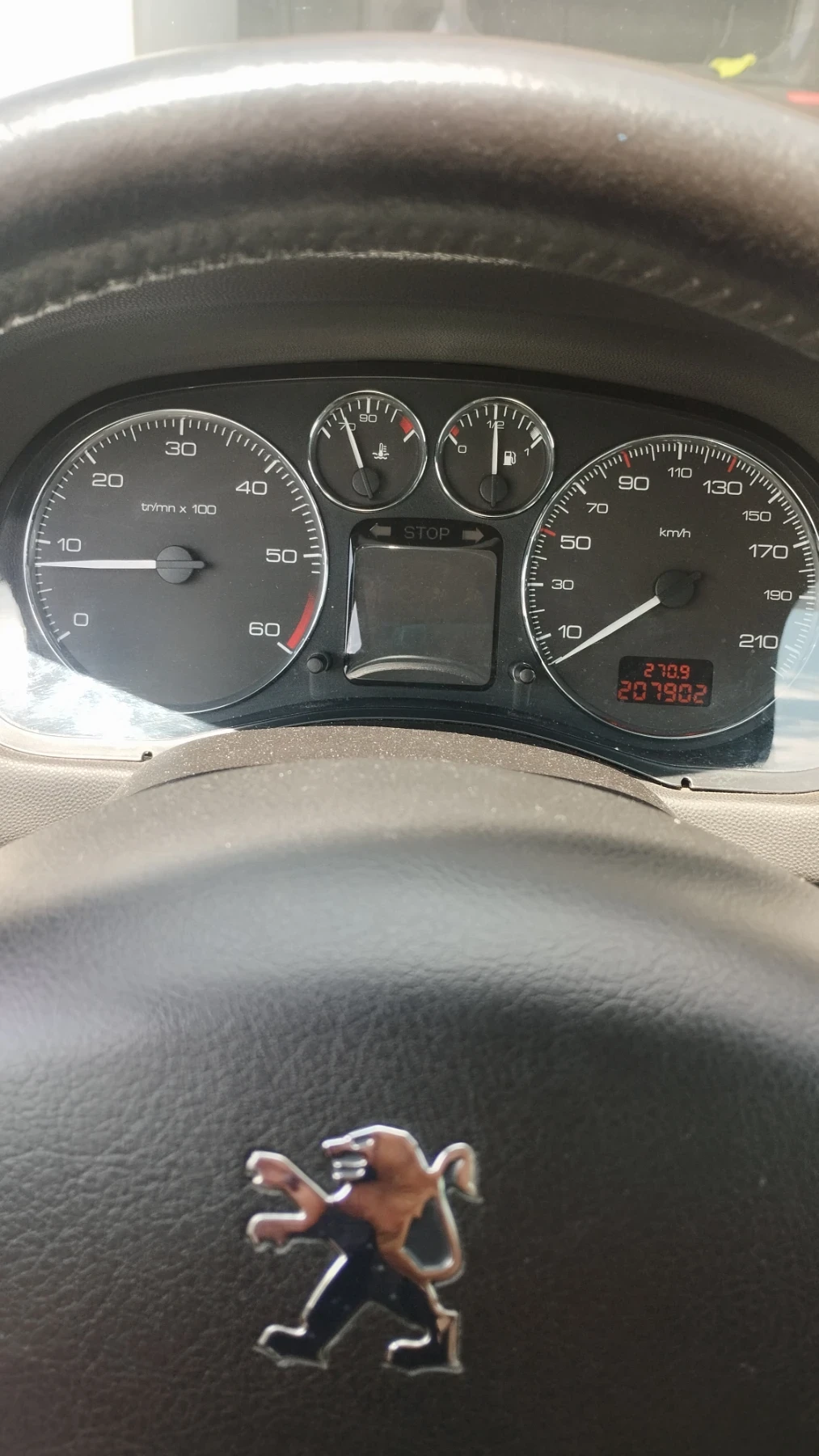 Peugeot 307 1.6HDI - изображение 9