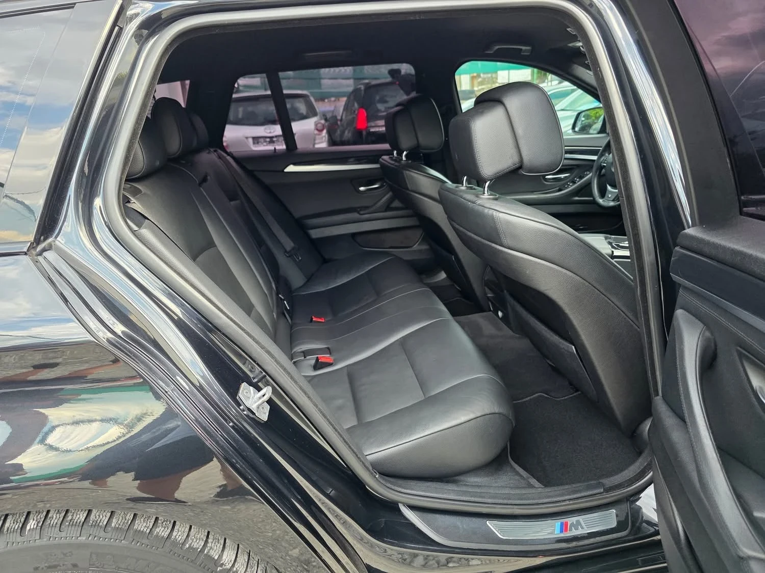 BMW 525 525XD 218K.C. / М-ПАКЕТ / КАМЕРА / АВТОМАТ/ - изображение 10