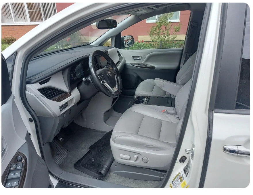 Toyota Sienna LIMITED - изображение 3