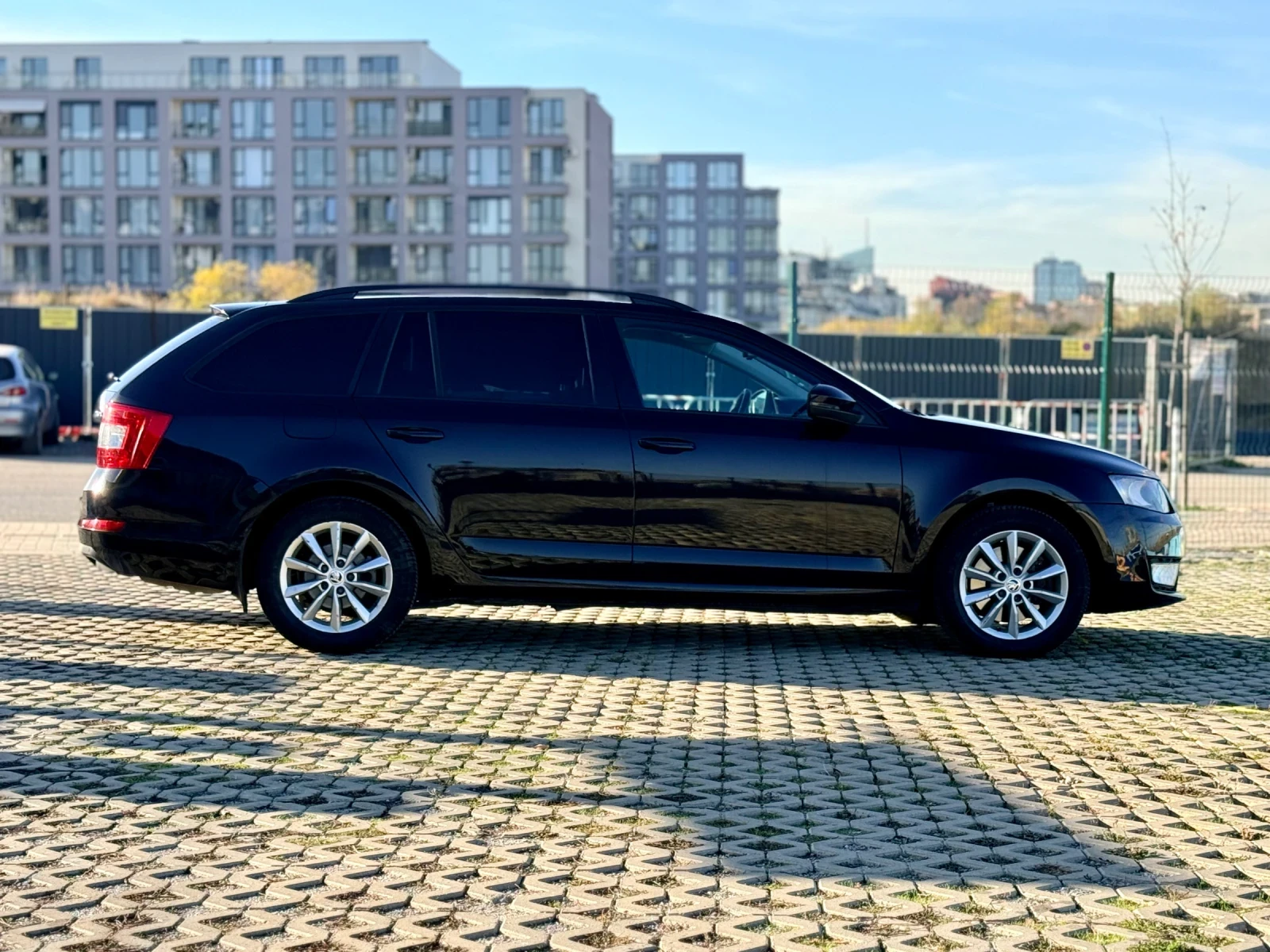 Skoda Octavia 1.8TSI DSG 4x4 141K реални - изображение 5