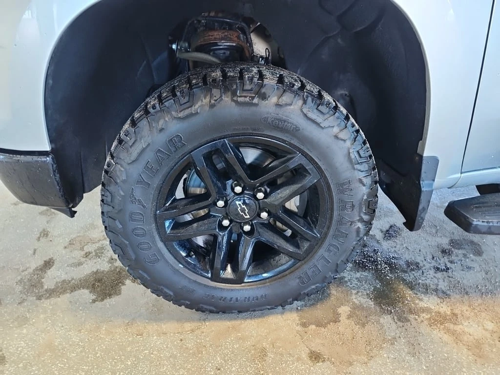 Chevrolet Silverado * 4WD Crew Cab 157" LT Trail Boss * CARFAX * � | Mobile.bg � ����������� 7