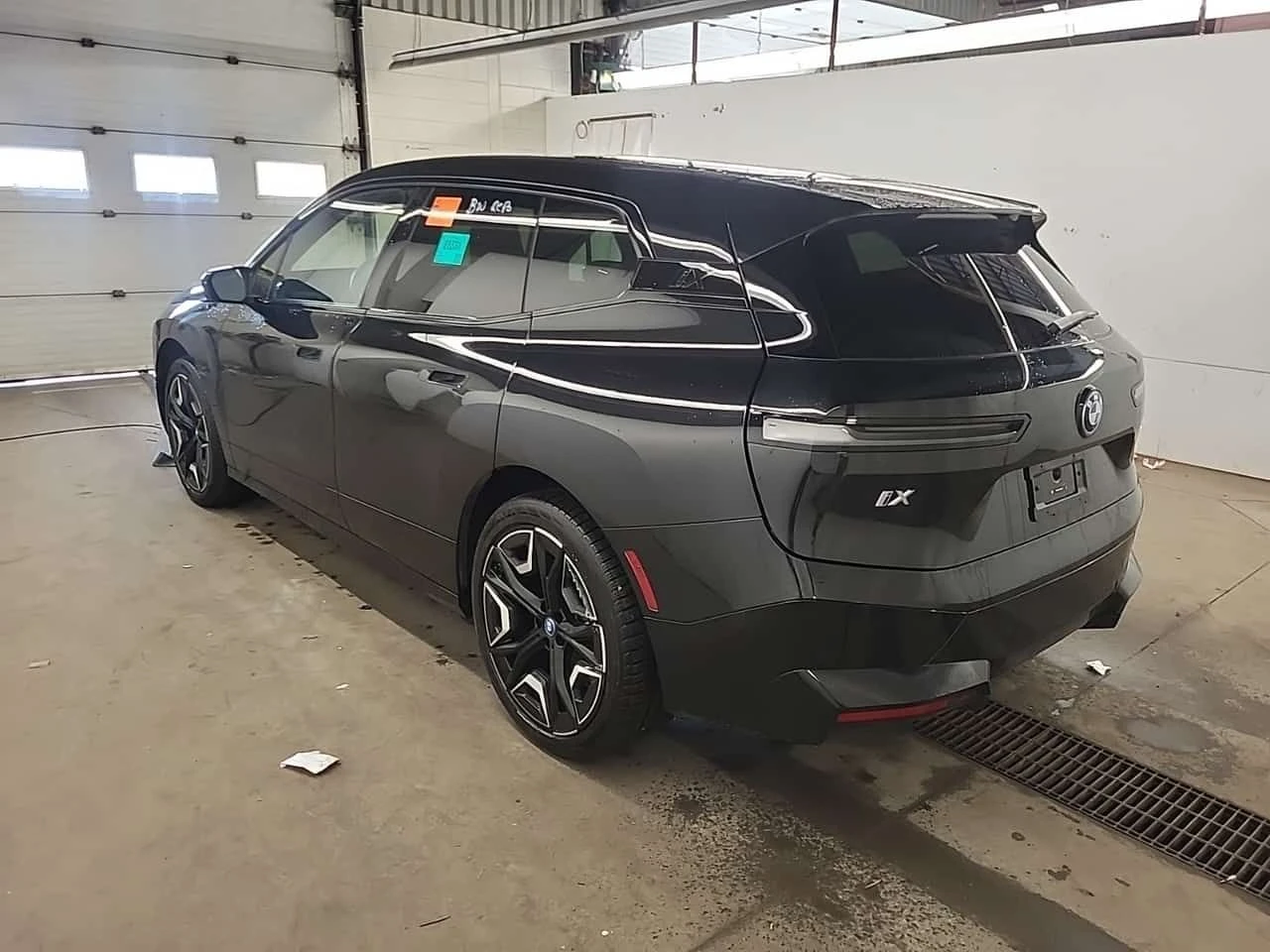 BMW iX * XDRIVE40* CARFAX* HARMAN KARDON* ��������������� | Mobile.bg � ����������� 4