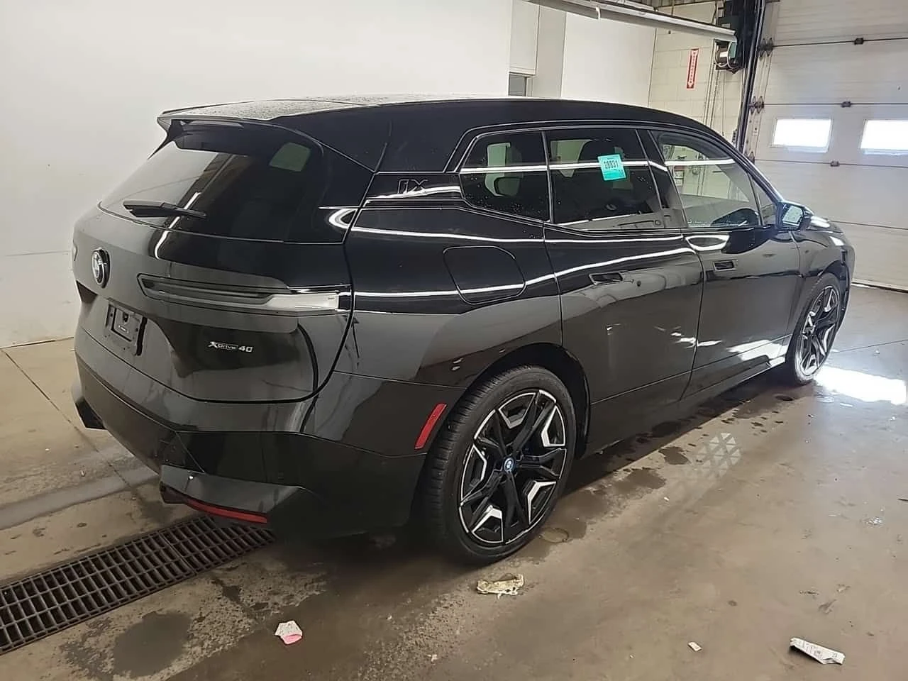 BMW iX * XDRIVE40* CARFAX* HARMAN KARDON* ��������������� | Mobile.bg � ����������� 3