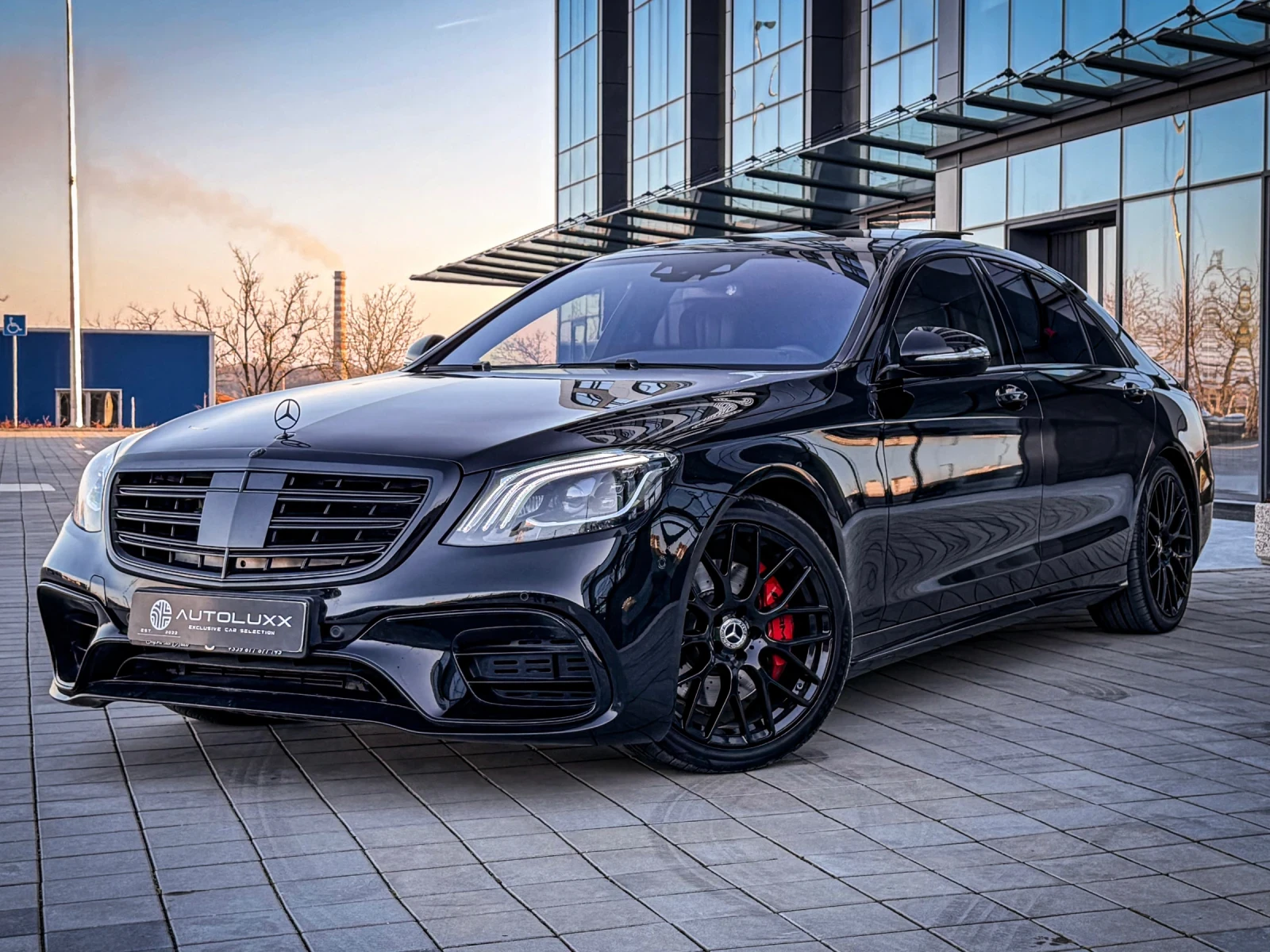 Mercedes-Benz S 500 S63 AMG OPTIC/Designo/3xTV/CARBON/NIGHT/BURM/FULL, снимка 3 - Автомобили и джипове - 53709539