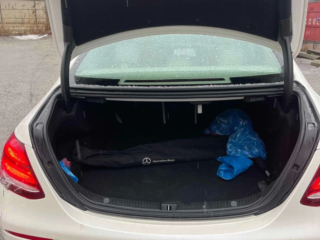 Mercedes-Benz E 450 PANO | KEYLESS | ПОДГРЕВИ | АМБИЕНТ | CARFAX, снимка 13 - Автомобили и джипове - 53928575