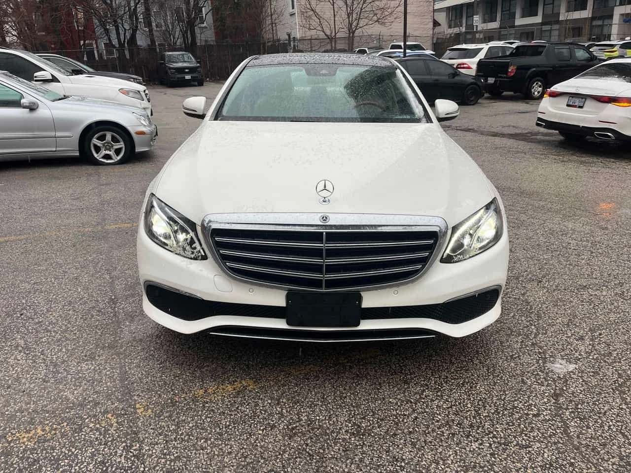 Mercedes-Benz E 450 PANO | KEYLESS | ПОДГРЕВИ | АМБИЕНТ | CARFAX, снимка 6 - Автомобили и джипове - 53928575