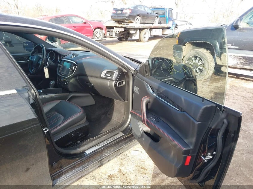 Maserati Ghibli 3l S Q4, снимка 5 - Автомобили и джипове - 53969421