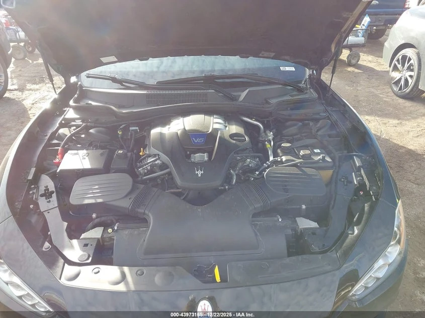 Maserati Ghibli 3l S Q4, снимка 10 - Автомобили и джипове - 53969421