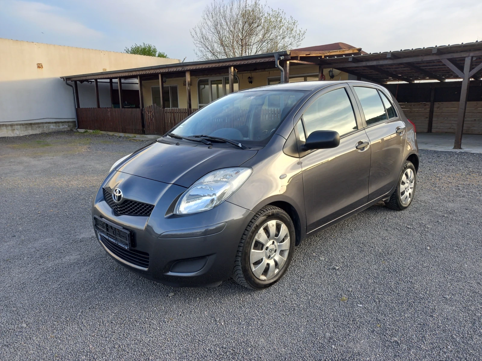 Toyota Yaris 1.33vvti | Mobile.bg � ����������� 8