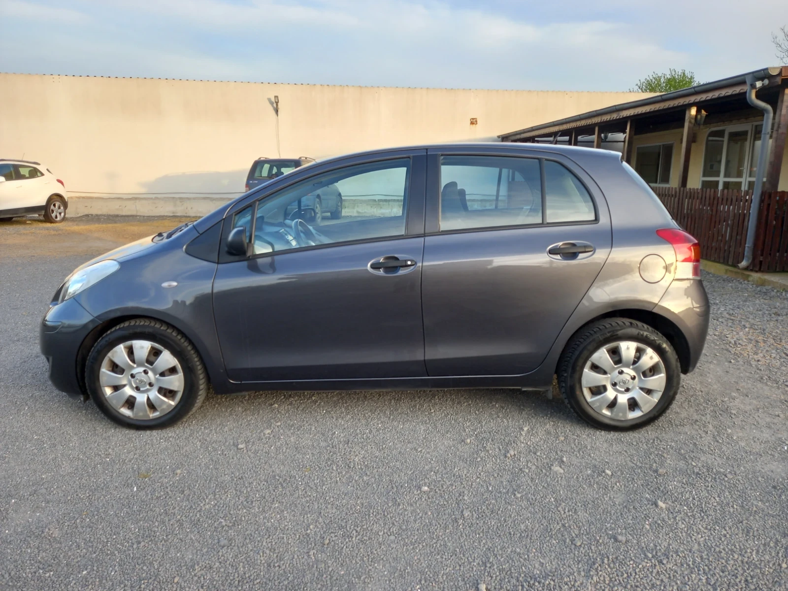 Toyota Yaris 1.33vvti | Mobile.bg � ����������� 7