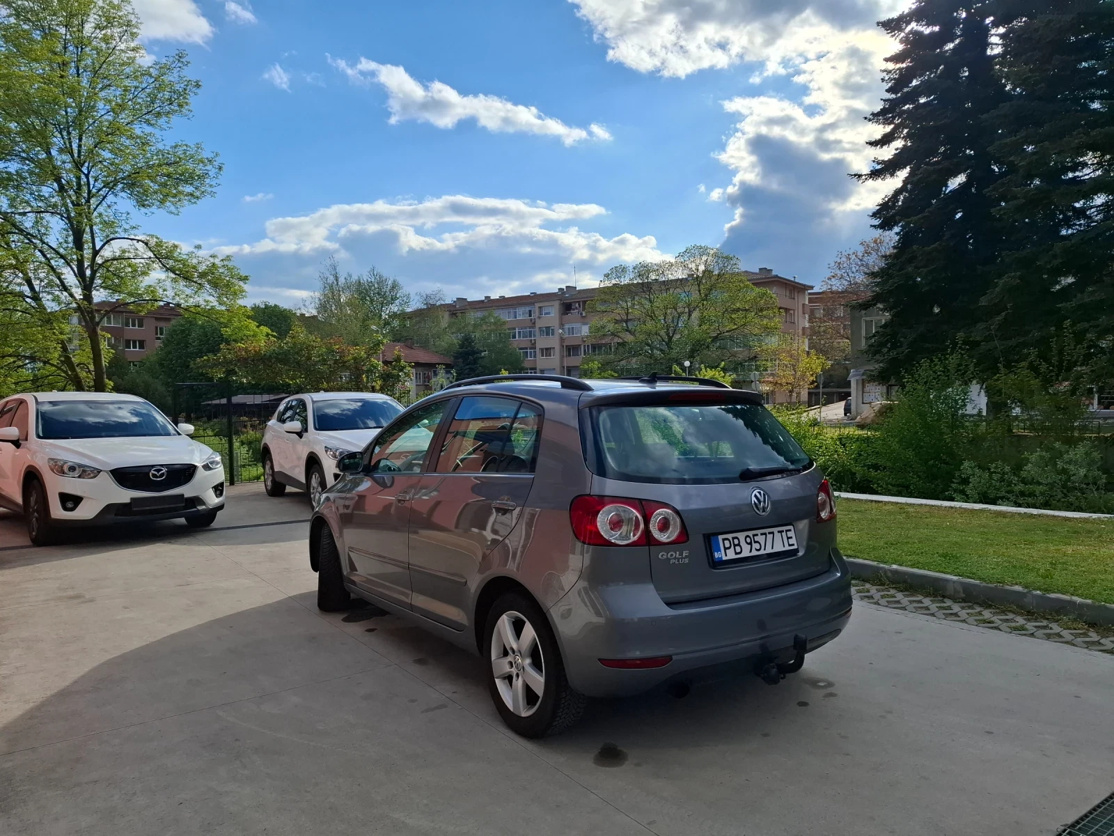 VW Golf Plus 1.6 D, снимка 15 - Автомобили и джипове - 54400237