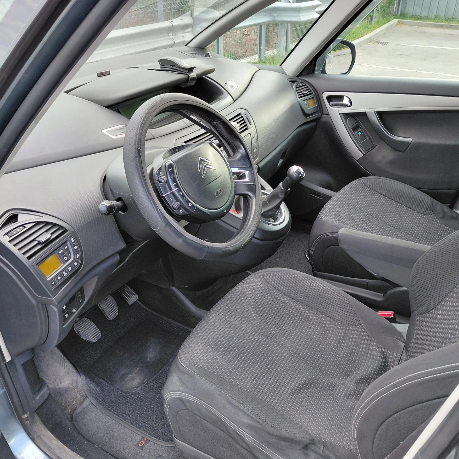 Citroen Grand C4 Picasso 1.6 HDi, снимка 10 - Автомобили и джипове - 54581560